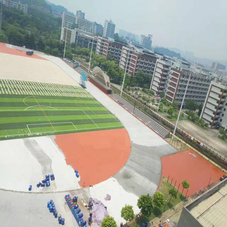 建一个足球场要1000平方米 造价最贵的足球场