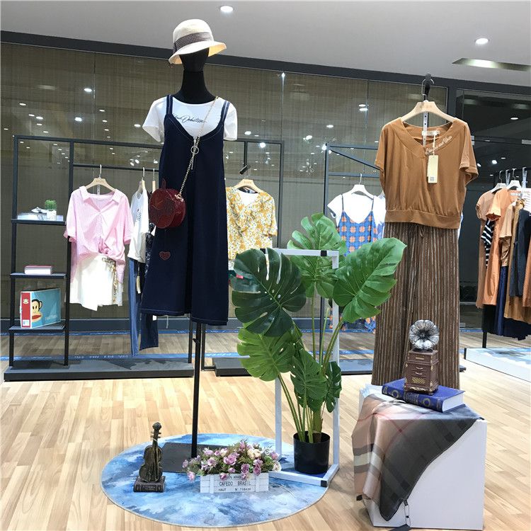 可路莎品牌19夏季新款女装批发走份