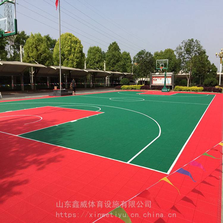 鑫威 橡胶篮球场 塑胶篮球场地面施工 价格出售