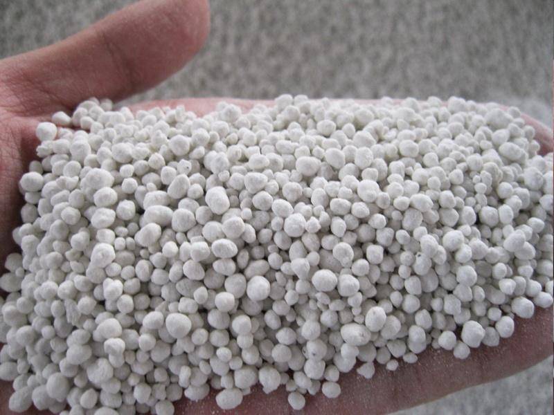 "大力"牌高塔硝基复合肥由广西土肥站权威专业认证,专业测土配方.