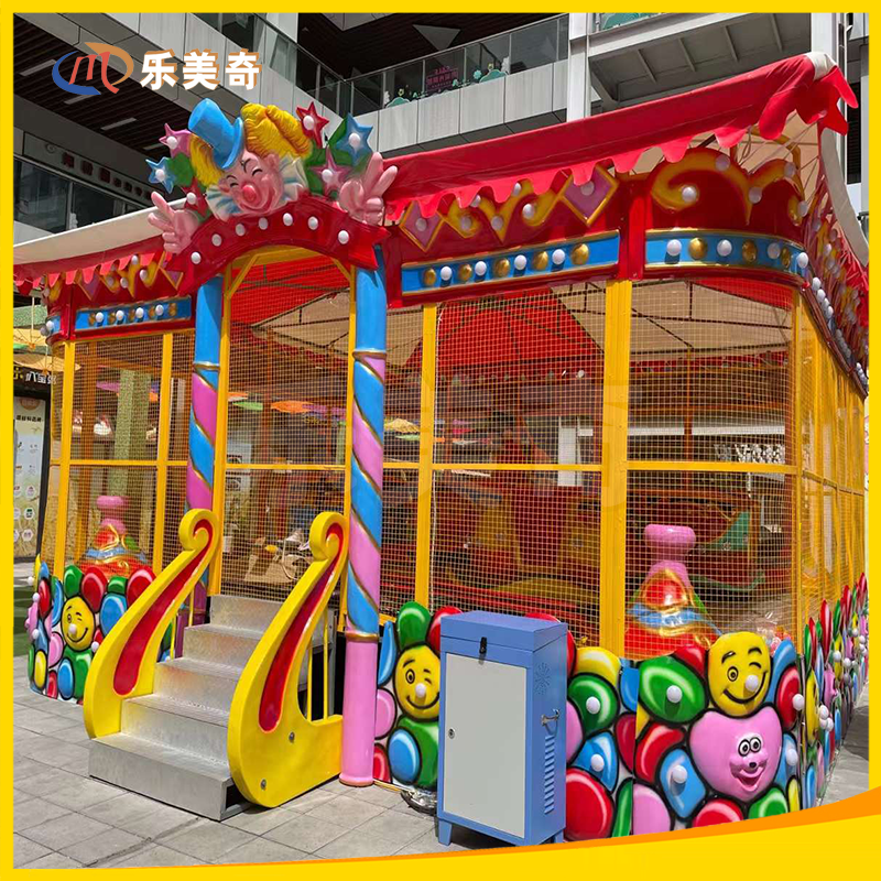 乐美奇欢乐喷球车PQC-16人小丑造型常见于公园儿童游艺设施