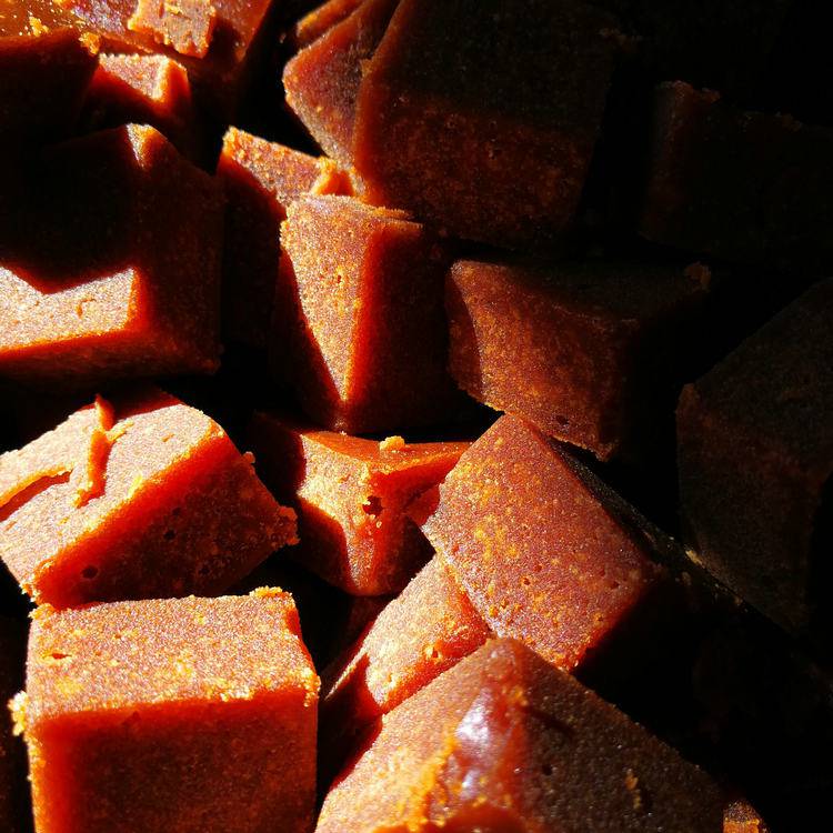 云南纯手工古法制作纯红糖100甘蔗熬制优质老红糖黑糖块