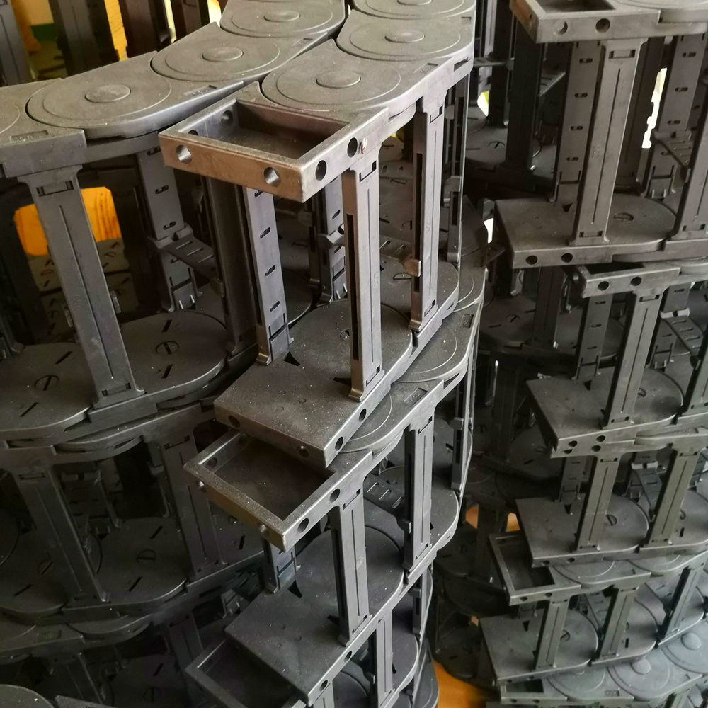 广纳桥式塑料拖链尼龙材质制造厂家