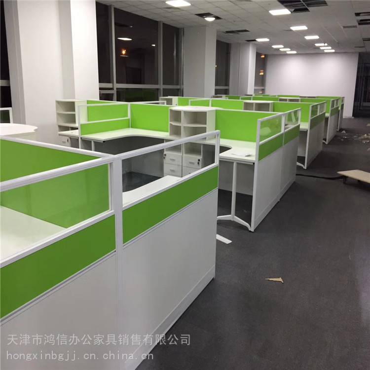 天津办公屏风厂家，天津屏风隔断，屏风式办公桌，天津办公家具