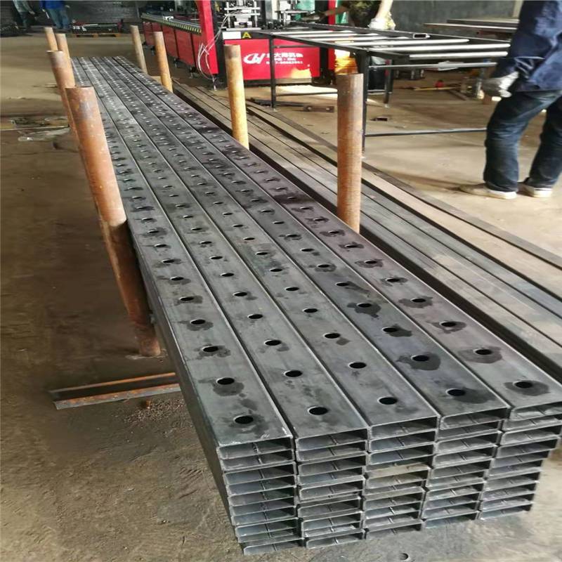 四川省南充市嘉陵爬架冲剪一体机