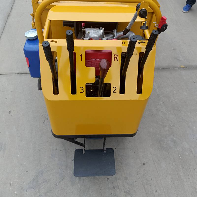 厂家销售履带车6吨工程履带运输车自卸式农用履带车