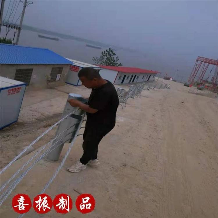 景区缆索护栏厂家人字柱绳索护栏公路缆索防护栏