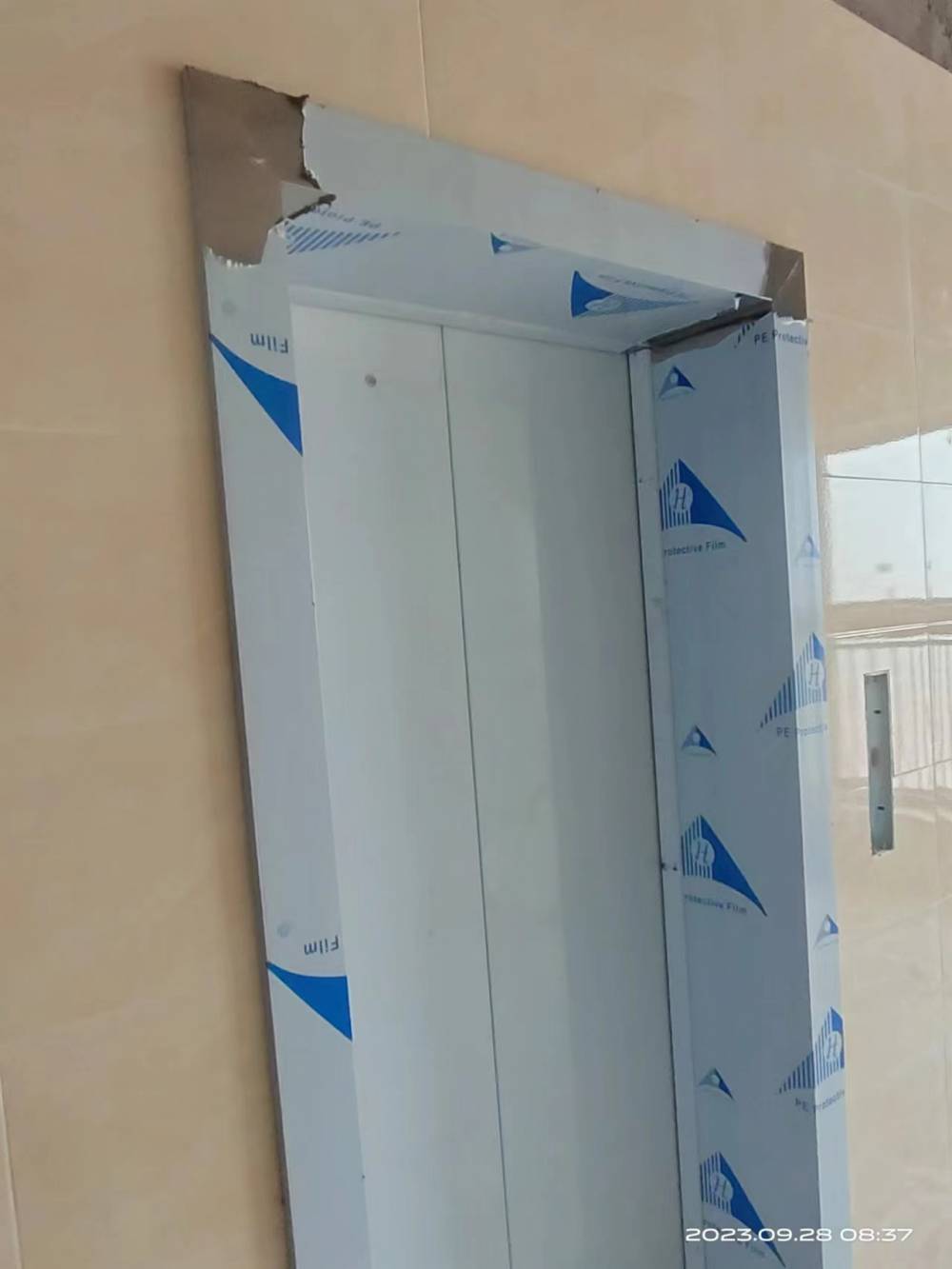 蓝珀不锈钢门套定做304201材质拉丝板有色板电梯门装饰规格可定制