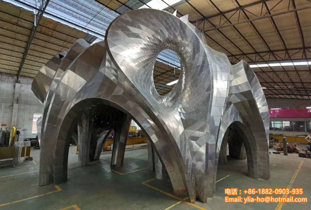 不锈钢异形艺术造型定制 白钢大型艺术雕塑制作 不锈钢艺术造型公园座椅专业制作 东方韵艺术