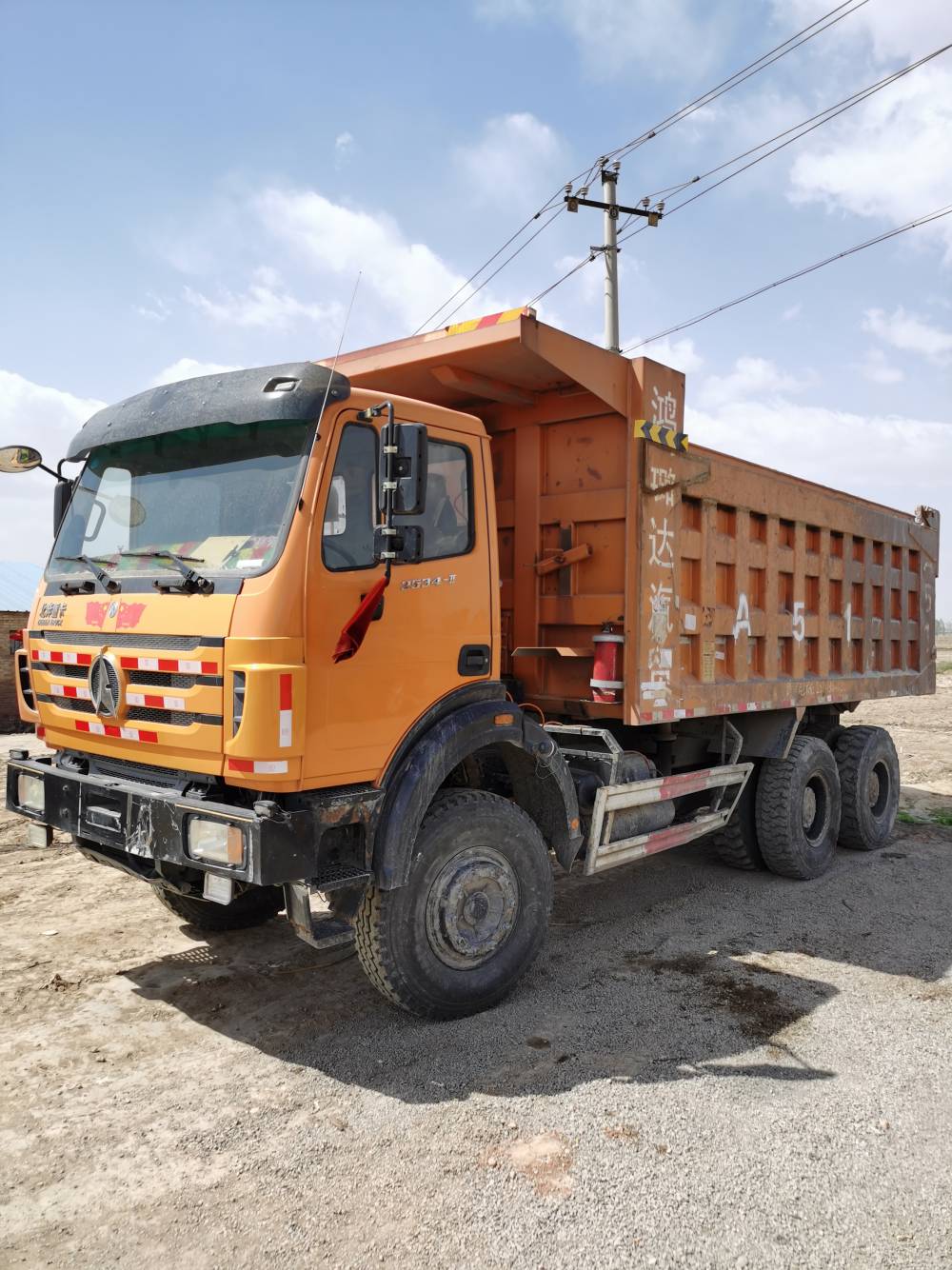 江西上饶大量二手无手续工程车出售新款北奔自卸车动力强油耗低驾驶