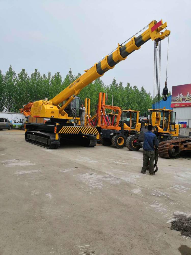 启翔小型履带吊车6吨随车起重履带式吊车绿化园林专用履带吊质优价廉