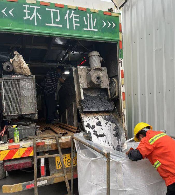 苏州吴中区机器人检测管道/气囊堵塞抽污水污泥/管道垃圾清理疏通