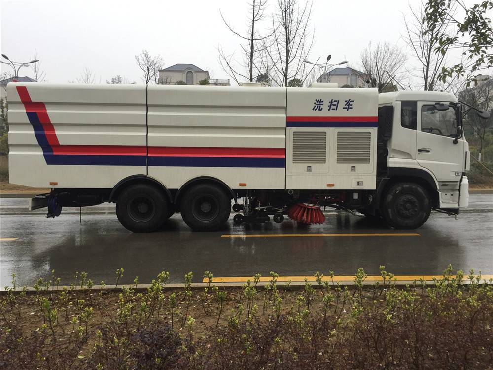 國六馬路清洗車 天錦高壓洗掃車