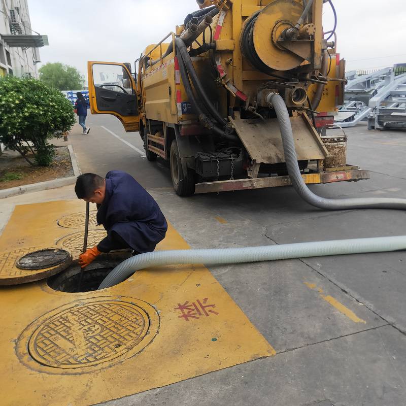 张家港经济开发区工业污水污泥处理运输-液体水运输-槽罐车出租运送-淤泥清理