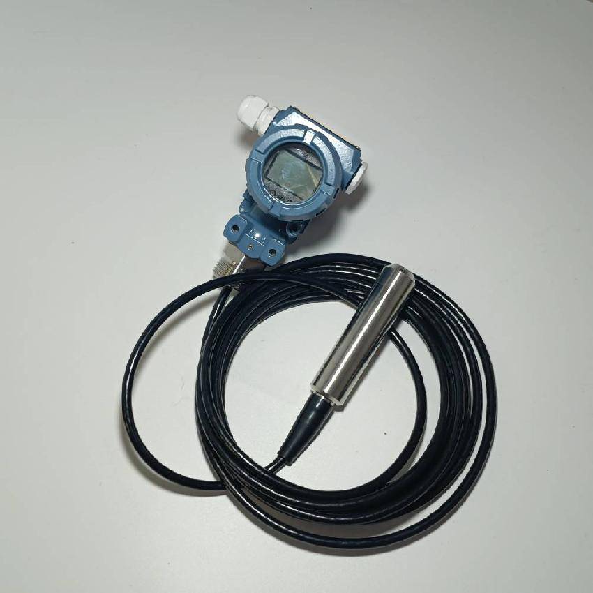 导压杆式液位传感器外形尺寸4-20ma导杆式液位变送器的外形结构