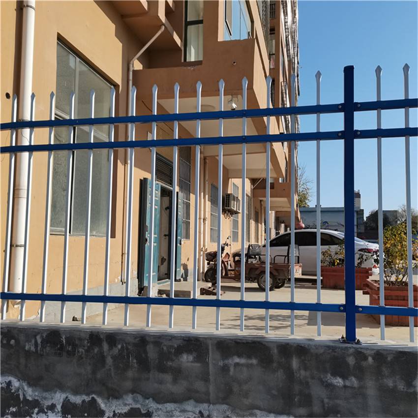 方管铁艺栏杆围墙锌钢栅栏铁艺栅栏厂家全瑞可安装