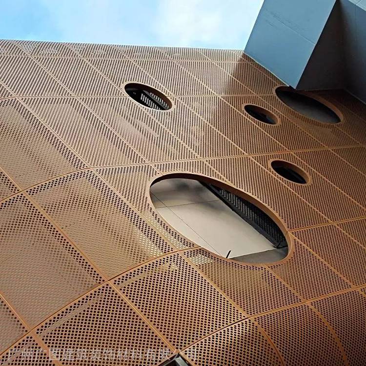 氟碳喷涂黄色外墙冲孔铝单板20穿孔铝板装饰材料
