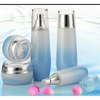 广州白云化妆品包材包装玻璃瓶加盖子加喷头HJ-0001