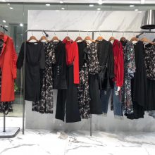 女装品牌折扣店 品牌折扣女装尾货批发 品牌女装库存批发***