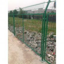 广州公路护栏网厂家 三角折弯护栏网 围墙铁丝护栏网