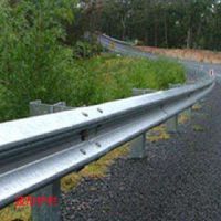 供应省道边坡公路波形护栏 Q235镀锌浸塑喷塑处理 防腐防锈 定做直销