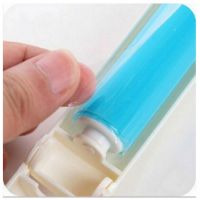 迷你可折叠水洗粘毛器 便携式衣物宠物除毛器 床单除尘刷毛刷