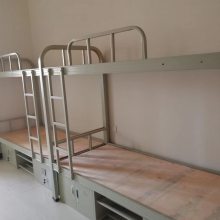 “加特林”掉价3成有烟花厂家依然有大量存货(图1)