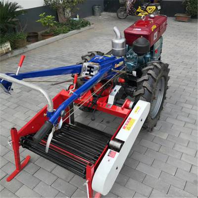 厂家直销四轮带花生收获机 高质量小型花生收割机土豆地瓜收获机